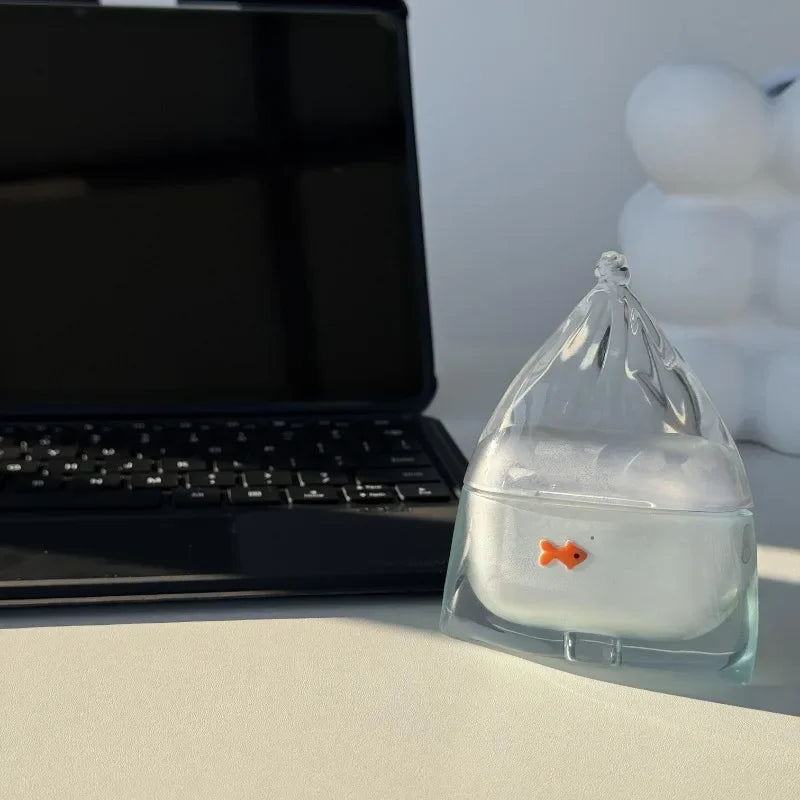 Estuche de silicona premium para auriculares con diseño de pez tierno